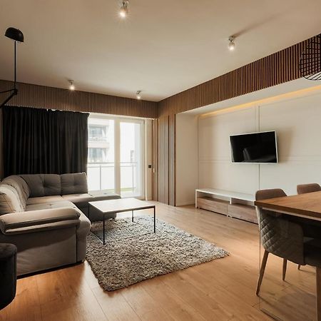Nest Inn Stiletto Apartment Cluj-Napoca Extérieur photo