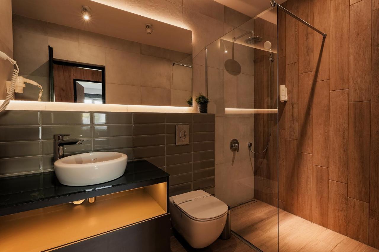 Nest Inn Stiletto Apartment Cluj-Napoca Extérieur photo