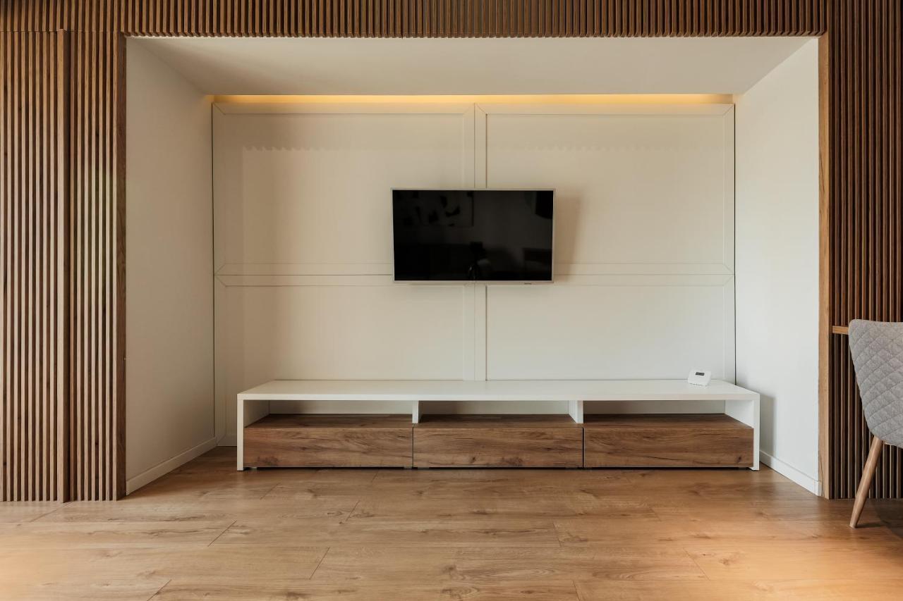 Nest Inn Stiletto Apartment Cluj-Napoca Extérieur photo