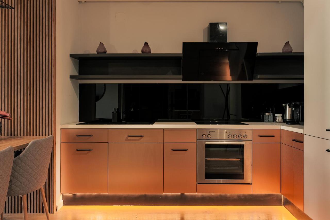 Nest Inn Stiletto Apartment Cluj-Napoca Extérieur photo