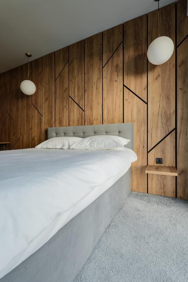 Nest Inn Stiletto Apartment Cluj-Napoca Extérieur photo
