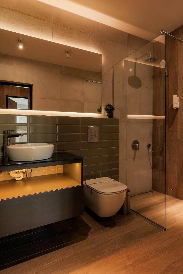 Nest Inn Stiletto Apartment Cluj-Napoca Extérieur photo