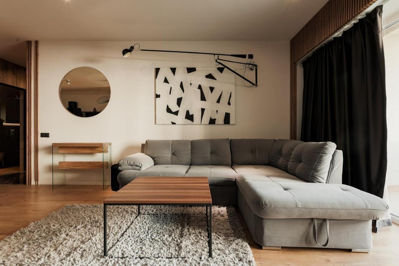 Nest Inn Stiletto Apartment Cluj-Napoca Extérieur photo