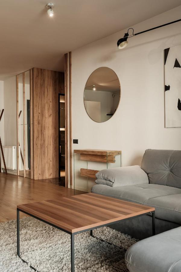 Nest Inn Stiletto Apartment Cluj-Napoca Extérieur photo