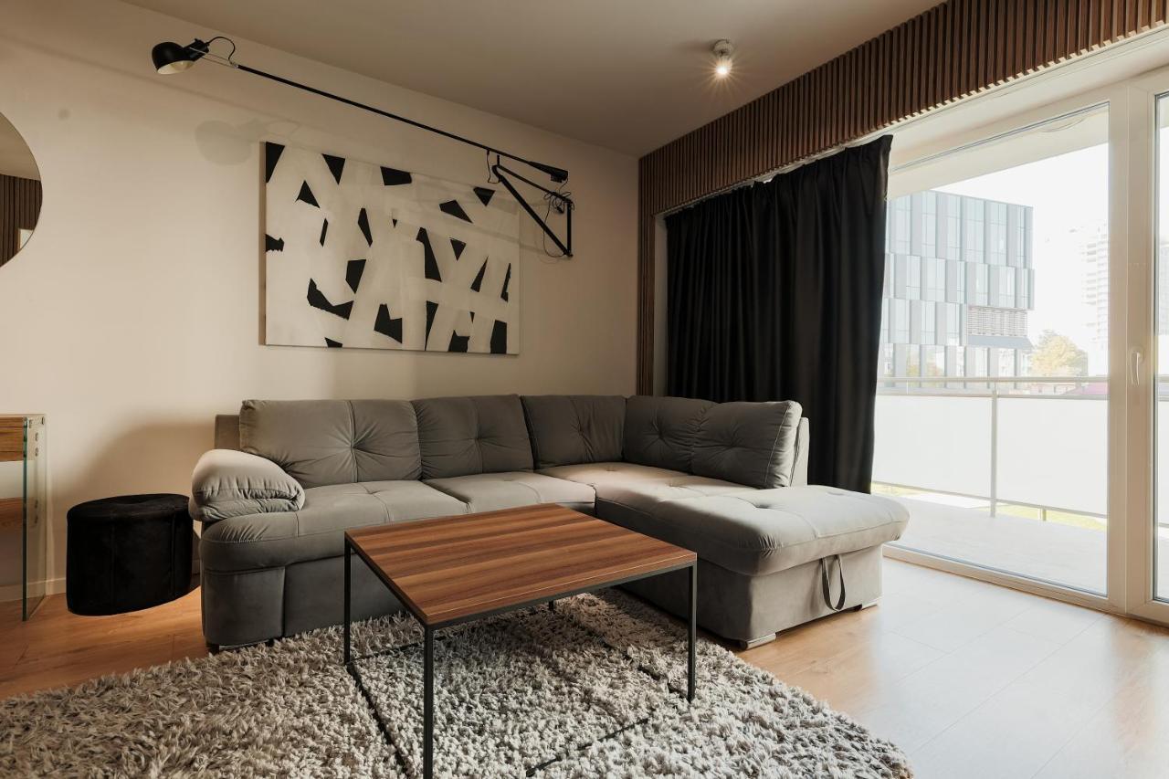 Nest Inn Stiletto Apartment Cluj-Napoca Extérieur photo