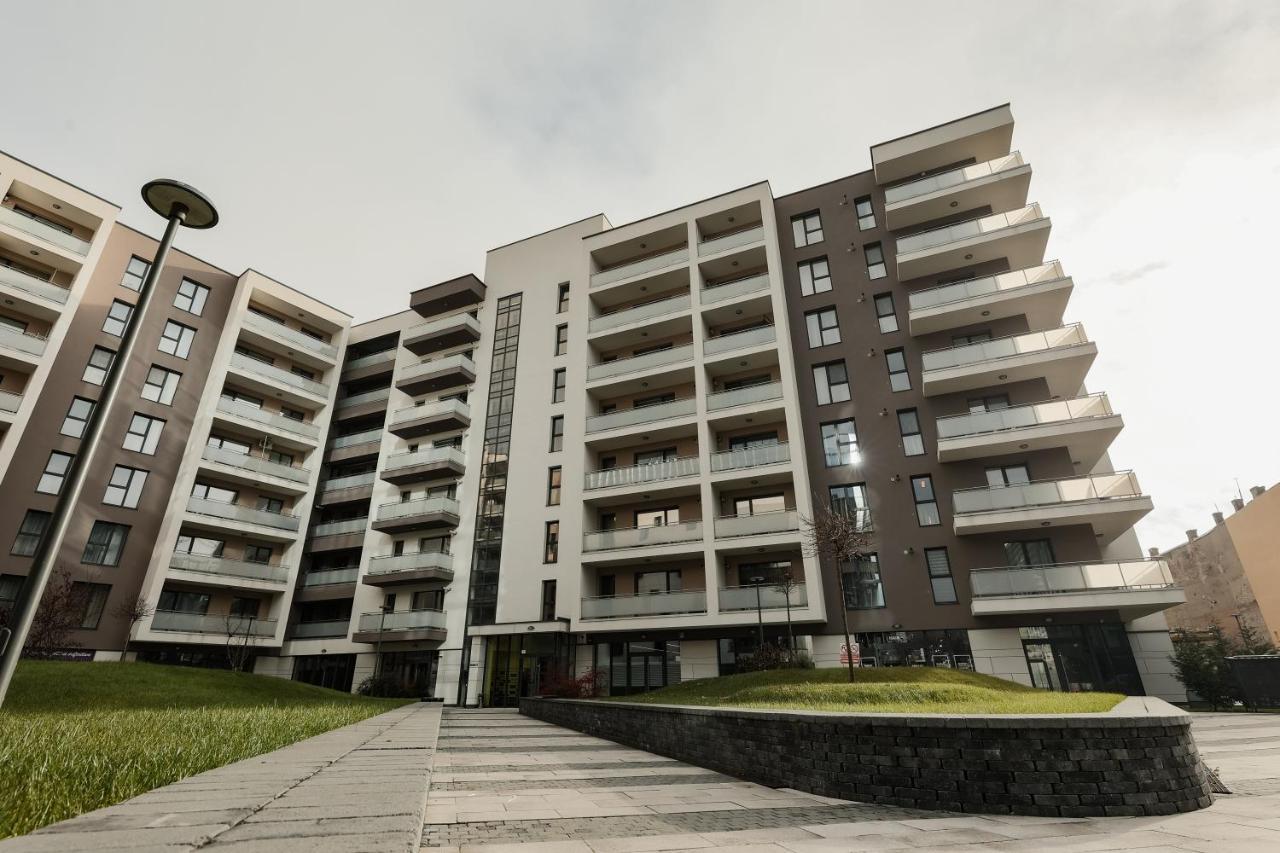 Nest Inn Stiletto Apartment Cluj-Napoca Extérieur photo